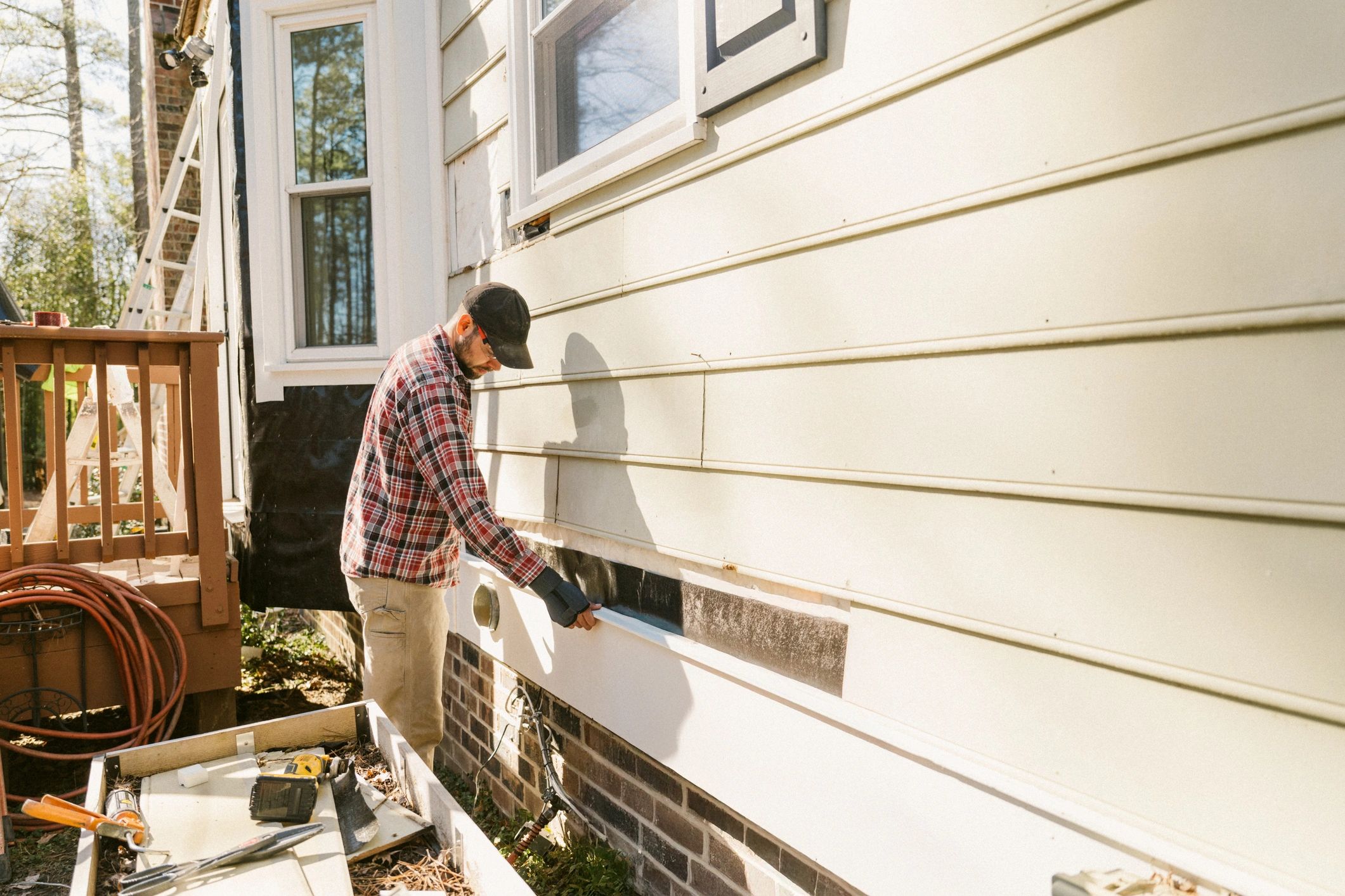 Commercial building maintenance technician